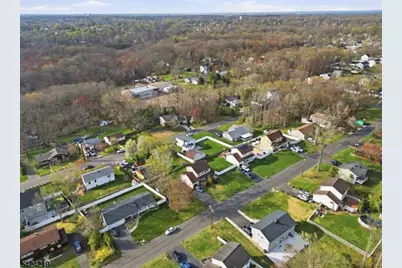 129 Willow Ave, Aberdeen Township, NJ 07747 - Photo 33