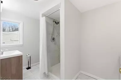 129 Willow Ave, Aberdeen Township, NJ 07747 - Photo 23