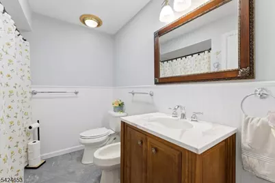 16 Hogback Rd, Franklin Township, NJ 08867 - Photo 17