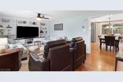 611 Boozer Ln, Hillsborough Township, NJ 08844 - Photo 9