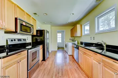 64 Hilltop Trl, Sparta Township, NJ 07871 - Photo 15