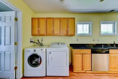 64 Hilltop Trl, Sparta Township, NJ 07871 - Photo 19