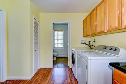 64 Hilltop Trl, Sparta Township, NJ 07871 - Photo 17