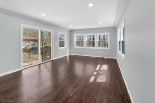 29 Stansfield Pl, North Haledon, NJ 07508 - Photo 7