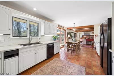 75 Farmersville Rd, Tewksbury Township, NJ 07830 - Photo 9