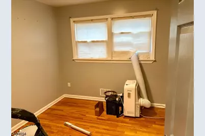 1411 Hussa St, Linden, NJ 07036 - Photo 9