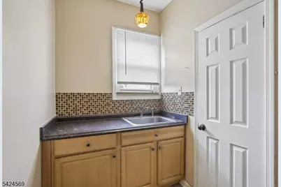 43 Harrison Ave, Garfield, NJ 07026 - Photo 9