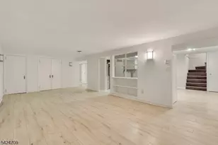 254 E George Pl, Woodbridge Township, NJ 08830 - Photo 11