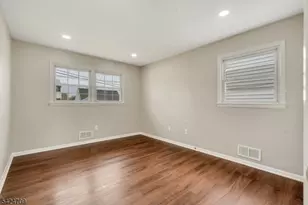 254 E George Pl, Woodbridge Township, NJ 08830 - Photo 5