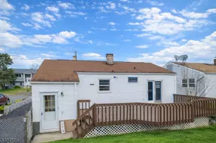 254 E George Pl, Woodbridge Township, NJ 08830 - Photo 15