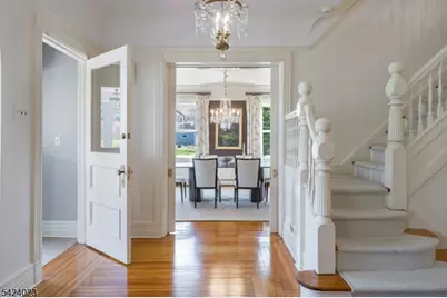 39 Oak Ridge Ave, Summit, NJ 07901 - Photo 9