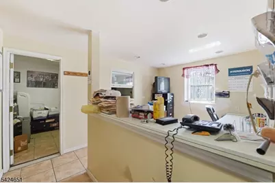 459 Fulton St, Elizabeth, NJ 07206 - Photo 17