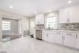 8 Wilcox Ave, Wharton, NJ 07885 - Photo 15