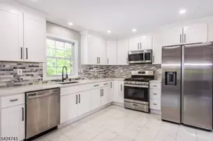8 Wilcox Ave, Wharton, NJ 07885 - Photo 13