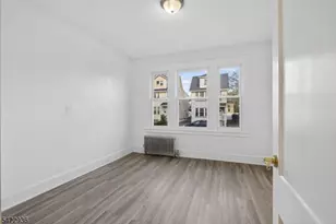 129 Brookwood St, East Orange, NJ 07018 - Photo 7