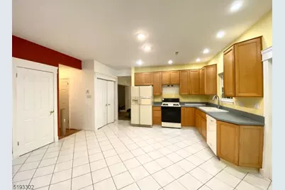 373 Stonehenge Dr, Lopatcong Township, NJ 08865 - Photo 5