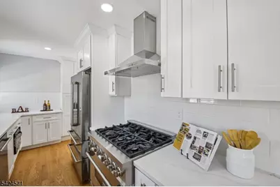 20 Edgar St, Summit, NJ 07901 - Photo 11