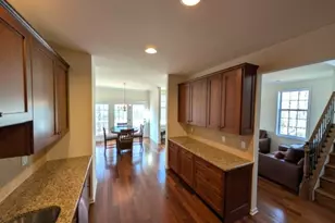 9 Pembrook Ln, Mount Olive, NJ 07828 - Photo 11