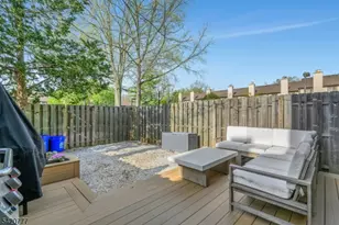 132 Chelsea Way, Bridgewater, NJ 08807 - Photo 3