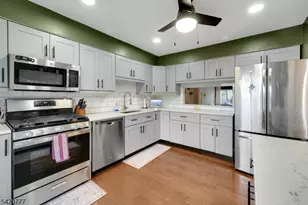 132 Chelsea Way, Bridgewater, NJ 08807 - Photo 17