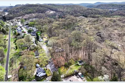 102 Greenwood Ave, Wanaque, NJ 07420 - Photo 15