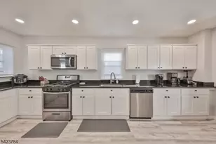 389 Grant St, Phillipsburg, NJ 08865 - Photo 11