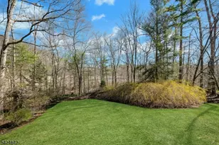 24 Deerhaven Ln, Jefferson Township, NJ 07435 - Photo 29