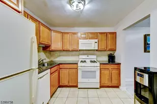 6 Hansen Pl, Wayne Twp., NJ 07470 - Photo 21