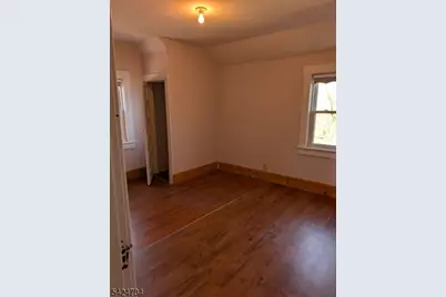 4 New Amwell Rd, Hillsborough Township, NJ 08844 - Photo 11