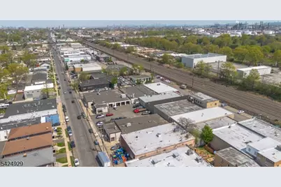 720 E Elizabeth Ave, Linden, NJ 07036 - Photo 23