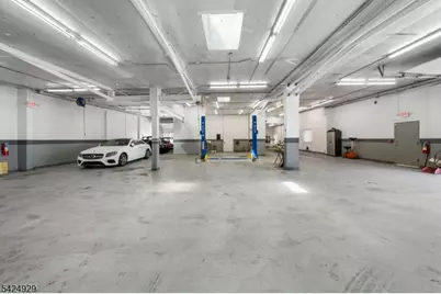 720 E Elizabeth Ave, Linden, NJ 07036 - Photo 13