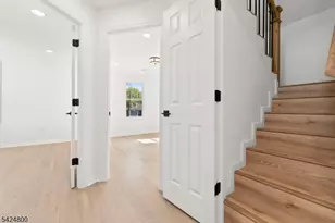 40 Edgewood Rd, Glen Ridge, NJ 07028 - Photo 23