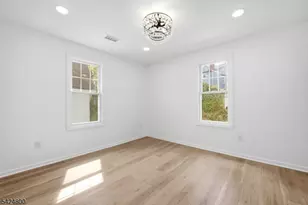 40 Edgewood Rd, Glen Ridge, NJ 07028 - Photo 17