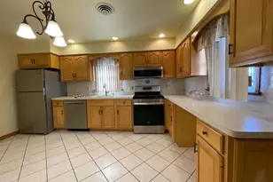 405-407 Redcliffe St, Elizabeth, NJ 07206 - Photo 5