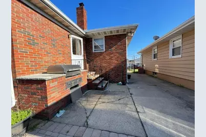 405-407 Redcliffe St, Elizabeth, NJ 07206 - Photo 9