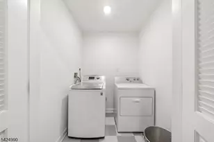 420 18th Ave, Newark, NJ 07108 - Photo 19