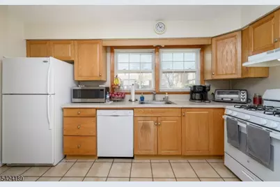 4 Cardinal Ln #1, Hillsborough Township, NJ 08844 - Photo 5