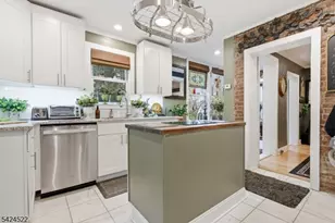 30 Swan St, Lambertville, NJ 08530 - Photo 13