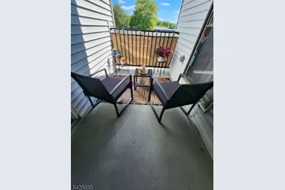 3K Twin Rivers Dr #3, East Windsor Township, NJ 08520 - Photo 3