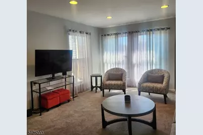 3K Twin Rivers Dr #3, East Windsor Township, NJ 08520 - Photo 5