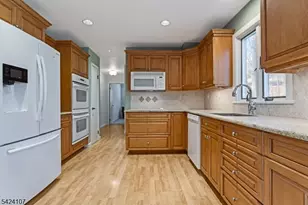 140 Flintlock Rd, Parsippany, NJ 07950 - Photo 13