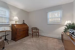 140 Flintlock Rd, Parsippany, NJ 07950 - Photo 17