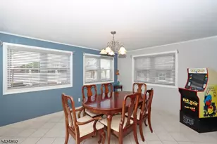 722 Pine St, Roselle Park, NJ 07204 - Photo 7