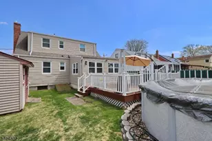722 Pine St, Roselle Park, NJ 07204 - Photo 23