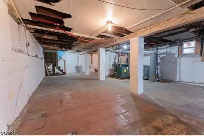 211 N 13th St, Newark, NJ 07107 - Photo 41