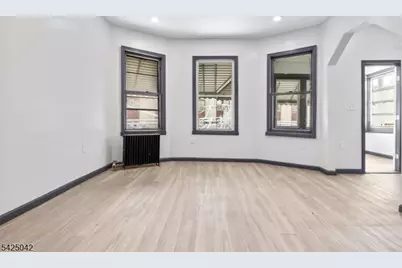 211 N 13th St, Newark, NJ 07107 - Photo 13