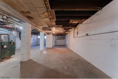 211 N 13th St, Newark, NJ 07107 - Photo 33