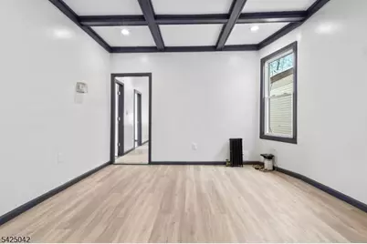 211 N 13th St, Newark, NJ 07107 - Photo 11