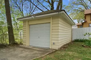 1466 Center St, Hillside, NJ 07205 - Photo 35