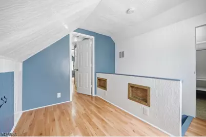 31 Ackerson Pl, Passaic, NJ 07055 - Photo 15